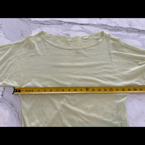 STEPHANIE B LIGHT GREEN BELTED TOP SIZE XS - Picture 4 of 8